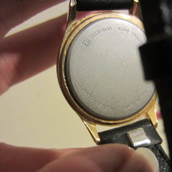 Vintage Disney Mickey Mouse Quartz Wrist Watch Black Leather Band Collectible - Picture 7 of 14